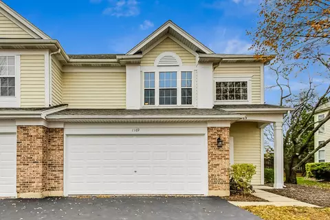 1169 Windham Ln, Elk Grove Village, IL 60007