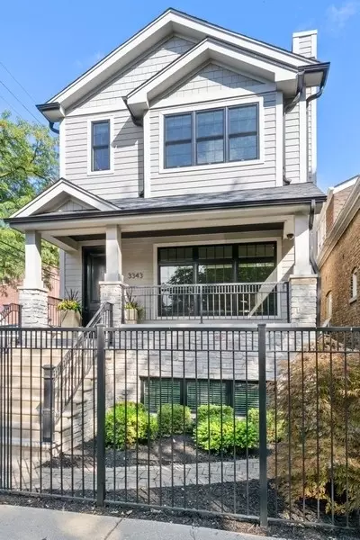 3343 N Oakley Ave, Chicago, IL 60618
