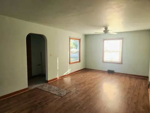 706 Locust St, Prophetstown, IL 61277 photo 3