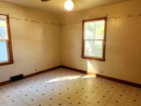 706 Locust St, Prophetstown, IL 61277 photo 8