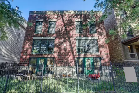 3255 N Seminary Ave #A, Chicago, IL 60657