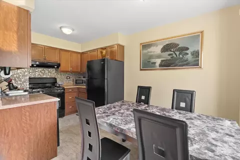 884 Cambridge Pl #124-C, Wheeling, IL 60090 photo 6