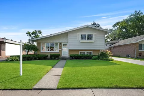 14921 Knox Ave, Midlothian, IL 60445