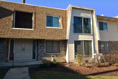 2841 Hobson Rd #3, Woodridge, IL 60517