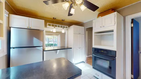 314 Royal Ct, Champaign, IL 61821 photo 8