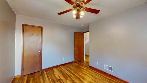 314 Royal Ct, Champaign, IL 61821 photo 13