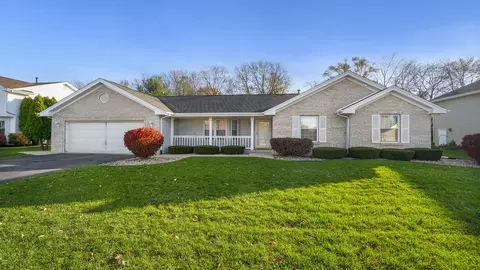 93 Autumnwood Dr, Rockton, IL 61072