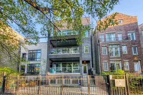 1465 W Erie St #3, Chicago, IL 60642