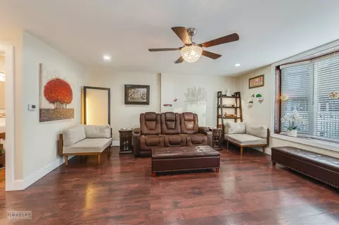 2039 Pine St #D, Des Plaines, IL 60018 photo 5