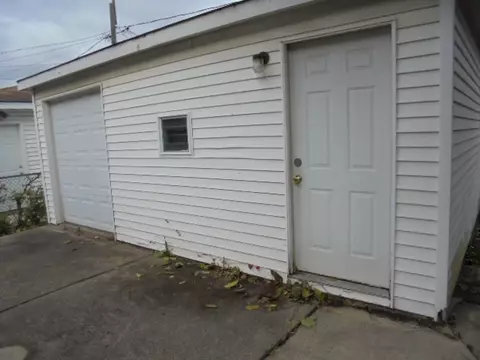 1642 E 85th St, Chicago, IL 60617 photo 3