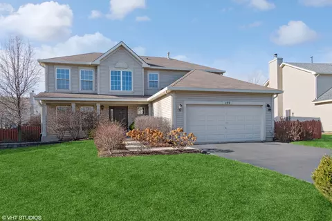 157 Hillside Dr, Bolingbrook, IL 60440
