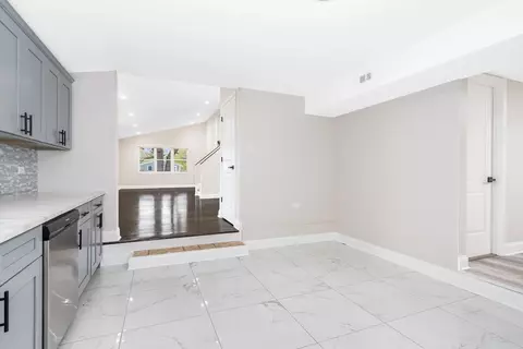 16161 Wolcott Ave, Markham, IL 60428 photo 12
