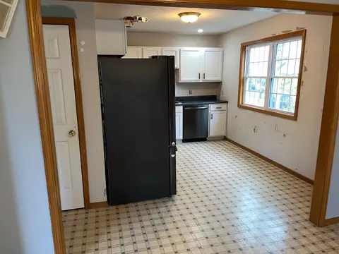 1221 Beacon Hill Ct, Normal, IL 61761 photo 9