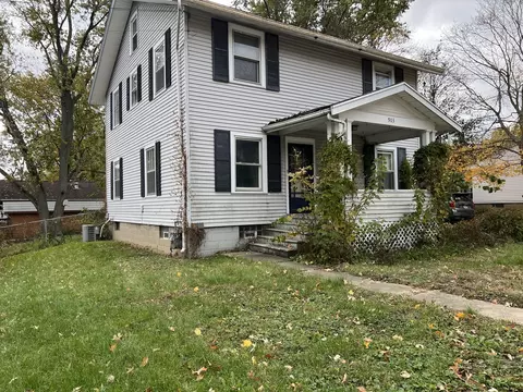 903 W College Ave, Normal, IL 61761
