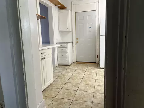 903 W College Ave, Normal, IL 61761 photo 4