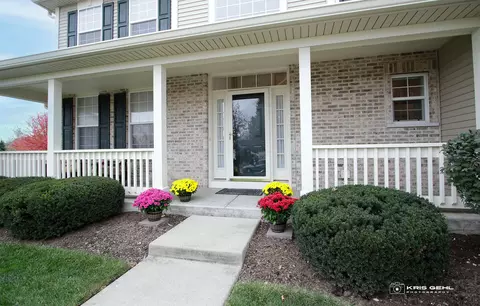 2403 Eisenhower Blvd, Mchenry, IL 60051 photo 2