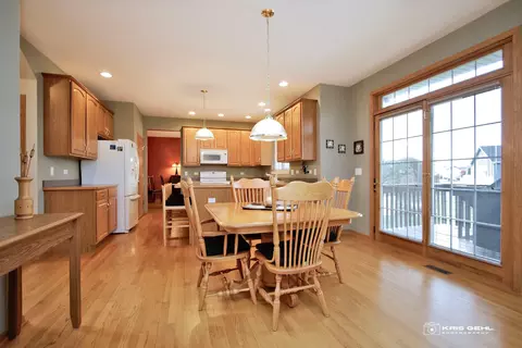 2403 Eisenhower Blvd, Mchenry, IL 60051 photo 8