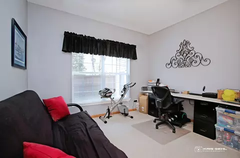 2403 Eisenhower Blvd, Mchenry, IL 60051 photo 12