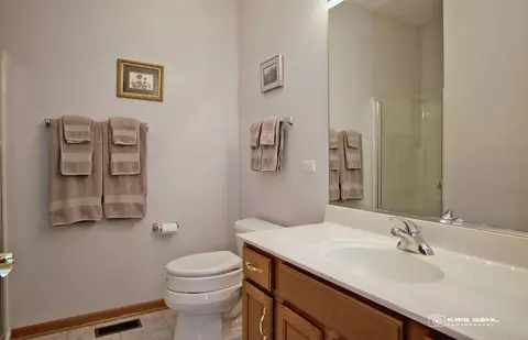 2403 Eisenhower Blvd, Mchenry, IL 60051 photo 13