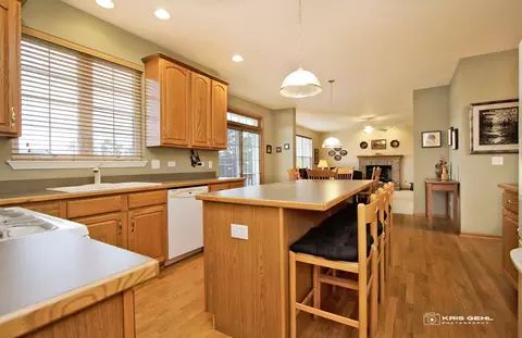 2403 Eisenhower Blvd, Mchenry, IL 60051 photo 6