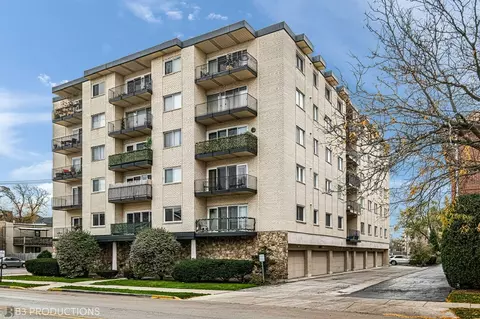 7314 Randolph St #3C, Forest Park, IL 60130