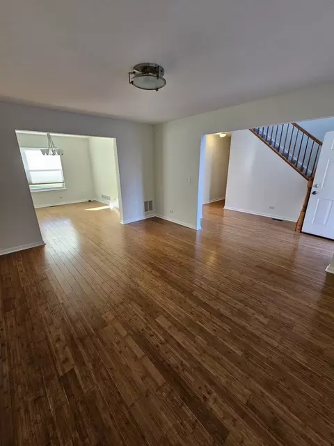 847 Teasel Ln, Aurora, IL 60504 photo 9