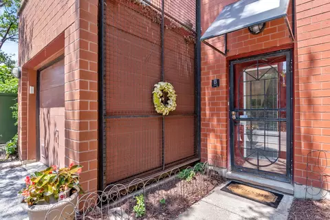 1302 S Federal St #B, Chicago, IL 60605