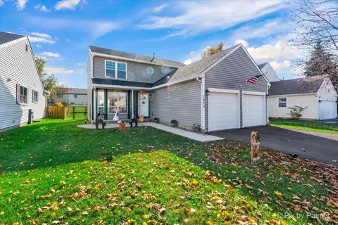 1873 Grosse Pointe Cir, Hanover Park, IL 60133