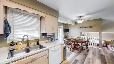 Other - 2001 Hastings Dr, Plainfield, IL 60586 photo 5 of 8