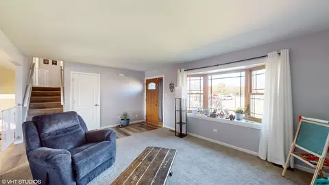 Living - 2001 Hastings Dr, Plainfield, IL 60586 photo 3 of 3