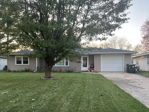 2203 22nd Ave, Sterling, IL 61081