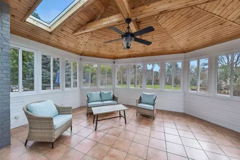 1500 E Geneva Rd, Wheaton, IL 60187 photo 14
