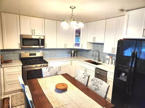 9559 Sumac Rd #C, Des Plaines, IL 60016 photo 3