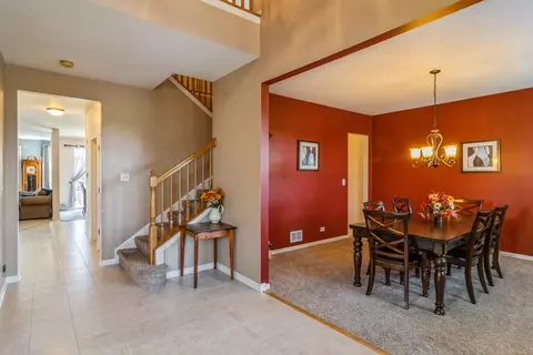 3021 Cranston Ave, Elgin, IL 60124 photo 2