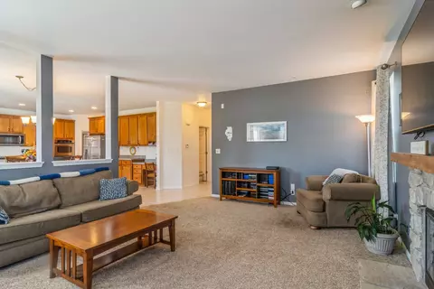3021 Cranston Ave, Elgin, IL 60124 photo 9