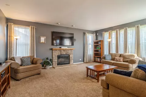 3021 Cranston Ave, Elgin, IL 60124 photo 10