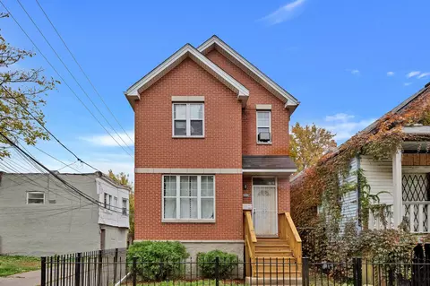 223 N Karlov Ave, Chicago, IL 60624