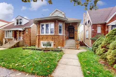3540 N Neva Ave, Chicago, IL 60634