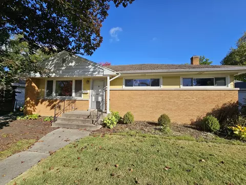 15 N Yale Ave, Arlington Heights, IL 60005