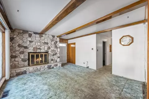 195 Washington Blvd, Hoffman Estates, IL 60169 photo 2