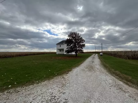 5512 E 2950 North Rd, Potomac, IL 61865 photo 3