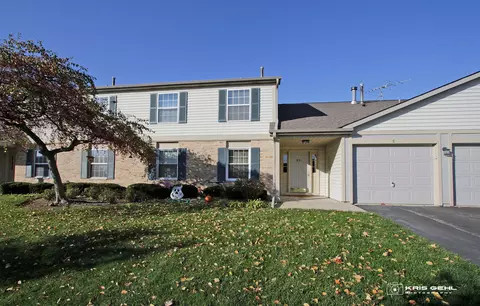295 Crestview Dr #C, Wauconda, IL 60084
