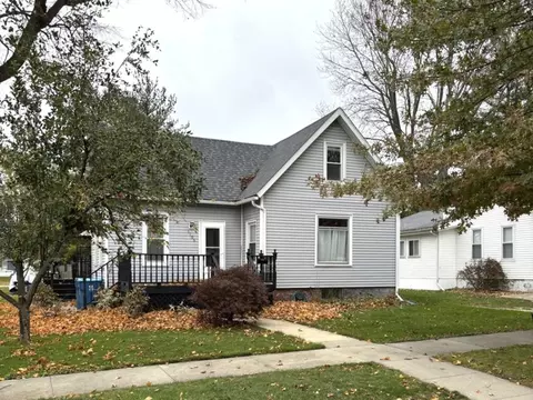 1106 Illinois Ave, Mendota, IL 61342