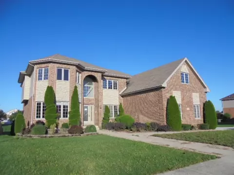 920 Donnington Dr, Matteson, IL 60443