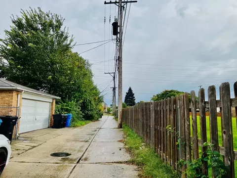 9006 S Union Ave, Chicago, IL 60620 photo 37