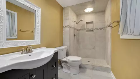 7712 Bond Dr, Roscoe, IL 61073 photo 25