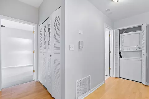 2335 E 70th Pl #105, Chicago, IL 60649 photo 9