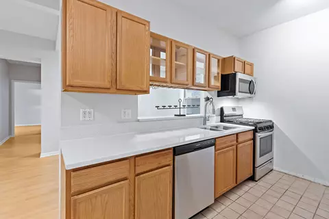 2335 E 70th Pl #105, Chicago, IL 60649 photo 7