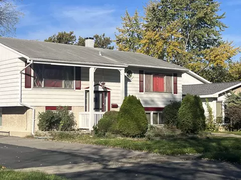 16360 Winchester Ave, Markham, IL 60428 photo 2
