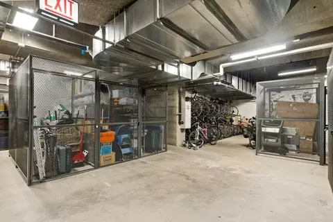 10 E Delaware Pl #21D, Chicago, IL 60611 photo 31